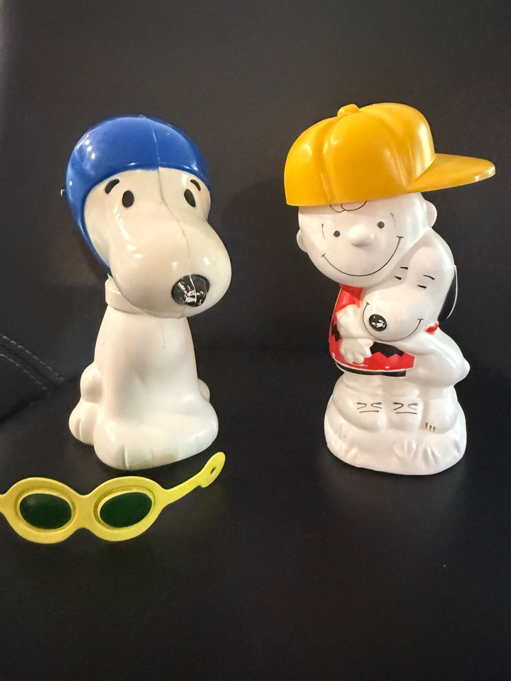 Vintage AVON Peanuts Pals shampoo containers from the 60’s / 70’s.
